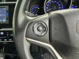 ステアリングスイッチ装備!運転しながら手元でオーディオの操作などができます。