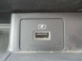 USBがついています。