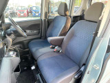 お車の販売と共に、自動車保険もご紹介しております。 弊社取り扱い会社と同じであれば日産独自のサービスもあります。