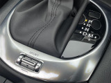 店舗にて現車の確認もいただけますので、お電話で在庫のご確認の上是非ご来店くださいませ。
