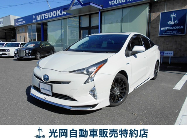 プリウス 1.8 S セーフティ プラス 