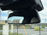 運転席・助手席共にミラー付きバイザー!