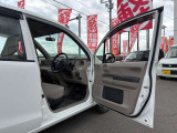 中古車はもちろんチョイ乗りや届出済未使用車、また新車も取扱いしております!!『車が欲しいけど車種が決まってない!』というお客様でもご安心下さい♪
