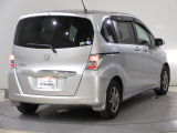 ボディクリーニング後、愛車をピカピカの状態へ保護するコーティング「ブライトパック」がおススメです!水垢がつきにくく、手入れがしやすくなりますよ!いつも愛車をきれいにしておきたい方におススメです。