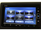ホンダ純正ナビなのでダッシュボードにスッキリと収まっています。土地勘の無い所でも迷わず安心ですね!AVも色いろ視聴出来るのでドライブも楽しくなります!