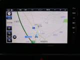 純正ナビ装備。フルセグTV付きです。Bluetooth対応です。