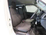 見通しのよいすっきりとした視界で、誰でも運転しやすいです。運転のしやすさは疲れにくさにも繋がりますよ♪