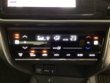 プラズマクラスター付き・オートエアコンがついてますので簡単操作で快適に過ごせます。シートヒータースイッチ内蔵で前席の左右別々に温度設定ができます。