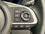 パワーとエコの2つの走行モードの切り替えが可能なステアリングスイッチに加え、高速道路を快適に走行できる全車速追従機能付ACC(アダプティブクル-ズコントロ-ル)スイッチが付いています(^^♪