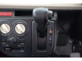CVT(無段変速機)を採用しています!走行シーンにマッチした変速比で快適ドライブが出来ます♪