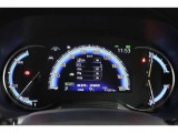 マルチインフォメーションディスプレイ付きのメーターです!エコ運転へ導く多彩な情報を表示してくれます。