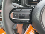 操作のしやすさが分かるスイッチ類。装備有無と配置、文字消えや使用感までチェックできます。