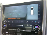 【フロントカメラ】運転席に座った状態で死角になりやすいクルマの前の様子まで確認でき安全ですね♪