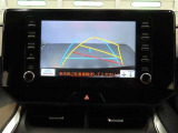 バックガイドモニターで、後方を確認しながら安心して駐車することができます。運転初心者も熟練者も必須の機能ですよ!