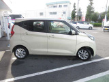 万が一のトラブルにも、全国の3000ケ所の日産サービス工場で修理可能!!年間走行距離無制限、バッテリーも保証対象です!