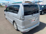 当店では軽自動車から普通車まで幅広くオールメーカーの車種・色・グレードを豊富に揃えております。
