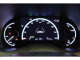 マルチインフォメーションディスプレイ付きのメーターです!エコ運転へ導く多彩な情報を表示してくれます。
