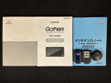 スマートキーは鍵をバッグに入れたままでもドアロックの開閉やエンジンのON・OFFができます。夜間や雨の日も鍵を探さなくて良いので便利です。