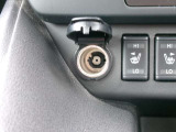 ソケット付車です。