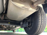 お車を安心してお乗りいただく為には、足回りの定期点検が欠かせません。サービスサポート(有償保証)では無料点検もご提供しており、安心のカーライフをお過ごしいただけるサポート体制が整っています。