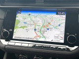 【メーカー純正ナビ】インテリアに溶け込むスタイリッシュな「専用設計」メーカーナビを装備♪視認性や操作性など基本性能にも優れ、より上質なカーライフをお楽しみいただけます。