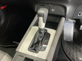 発進時から滑らかに加速する無段階変速のCVTはストップ&ゴーの多い街の中も快適です