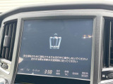 【メーカー純正ナビ】インテリアに溶け込むスタイリッシュな「専用設計」メーカーナビを装備♪視認性や操作性など基本性能にも優れ、より上質なカーライフをお楽しみいただけます。