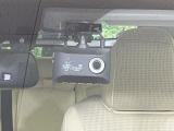 【ドライブレコーダー】ドライブレコーダー装備!走行中はもちろん、あおり運転や事故に遭遇した際、映像で記録し、万一のリスクに備えます。※記録用SDカードはお客様ご自身でご準備いただく必要があります。