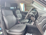 ドライバーによって運転しやすいポジションは異なり、あの車はどうなのか不安なこともありますよね。気になるお車は店頭で乗り込んでご確認いただけます♪