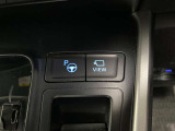アドバンストパークがついております。最新の自動駐車システムで駐車が苦手な方をアシストしてくれます!