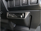 ETC2.0を装備しているので、納車後すぐに遠方へのドライブを楽しめます。さらに、高速道路ではアイサイト機能を活用したクルーズコントロールで、快適な運転体験をご提供します。