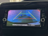 バックカメラにも対応しております。駐車時など見えづらい後方視界を確保してくれます。