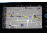 Volkswagen純正インフォテイメントシステムDiscover Media。SSDナビ、通信モジュール、MP3/WMA再生、FM/AM、Bluetoothオーディオ/ハンズフリーフォン、ジェスチャーコントロール、App-Connect対応。
