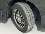 夏タイヤ(15インチアルミホイール) タイヤサイズ 195/65R15