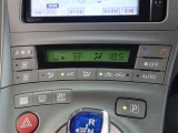 オートエアコン付きで快適です♪