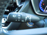 トヨタのお店でU-Carを購入すると、1年間ならどれだけ走っても保証される「ロングラン保証」が自動的に無料でついてきます。さらに、ご希望のお客様には有償で1年または2年の保証延長が可能です。