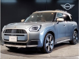 ☆MINI クロスオーバー・カントリーマン専門店☆!クロスオーバー・カントリーマンを買うなら箕面店です!!クロスオーバー・カントリーマンをご検討頂く際は一度箕面店にご相談下さい!