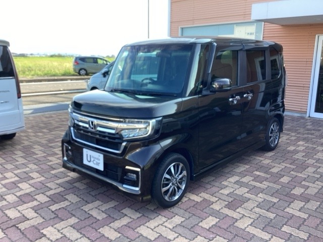 ホンダ N-BOXカスタム 