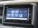 ナビゲーションは純正メモリーナビ(VXM-234VFi)を装着しております。AM、FM、CD、DVD再生、Bluetooth、音楽録音再生、フルセグTVがご使用いただけます。