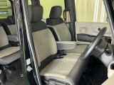 当車両は、次のお客様に気持ちよくお乗りいただくため、専門スタッフによる【徹底シートクリーニング】を施工済みです!