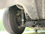 お車を安心してお乗りいただく為には、足回りの定期点検が欠かせません。サービスサポート(有償保証)では無料点検もご提供しており、安心のカーライフをお過ごしいただけるサポート体制が整っています。