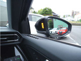 ご納車前に行います点検100項目におきまして、専用のテスターやツールを用いて細かな診断を行います。