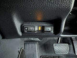 ETC車載器付きです。高速道路の料金所もスムーズに通過できます。