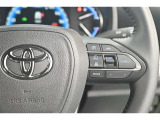 レーダークルーズコントロール(全車速追従機能付)付きです。車速に応じて追従支援してくれるので、ロングドライブも快適です。詳細は販売店スタッフまでおたずねください。