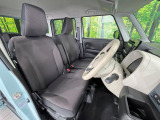 運転席シート廻りは使用感も少なく、良好な状態となっています。丁寧に使われていたことがよくわかりますね。