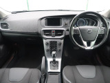 V40 D4 ダイナミック エディション ディーゼル 