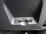 トヨタ認定中古車保証付!(1年間、距離無制限 HV車はHV保証付) 別途延長保証もご用意しております♪ ぜひ現車を確認にご来店ください