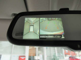 車の真上から見下ろしたような360度視界の良い『アラウンドビューモニター』です♪♪ 苦手な狭い駐車場、暗い所でも確認ができてとっても安心です♪♪ナビ画面には映りません!