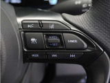 ◆アダプティブクルーズコントロール◆予め設定した車速内でクルマが自動的に加減速。前走車との適切な車間距離を維持しながら追従走行します。