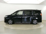 トヨタならではの「3つの安心」をセットにした『トヨタ認定中古車』です。「まるごとクリーニング」「車両検査証明書」「ロングラン保証」付き。